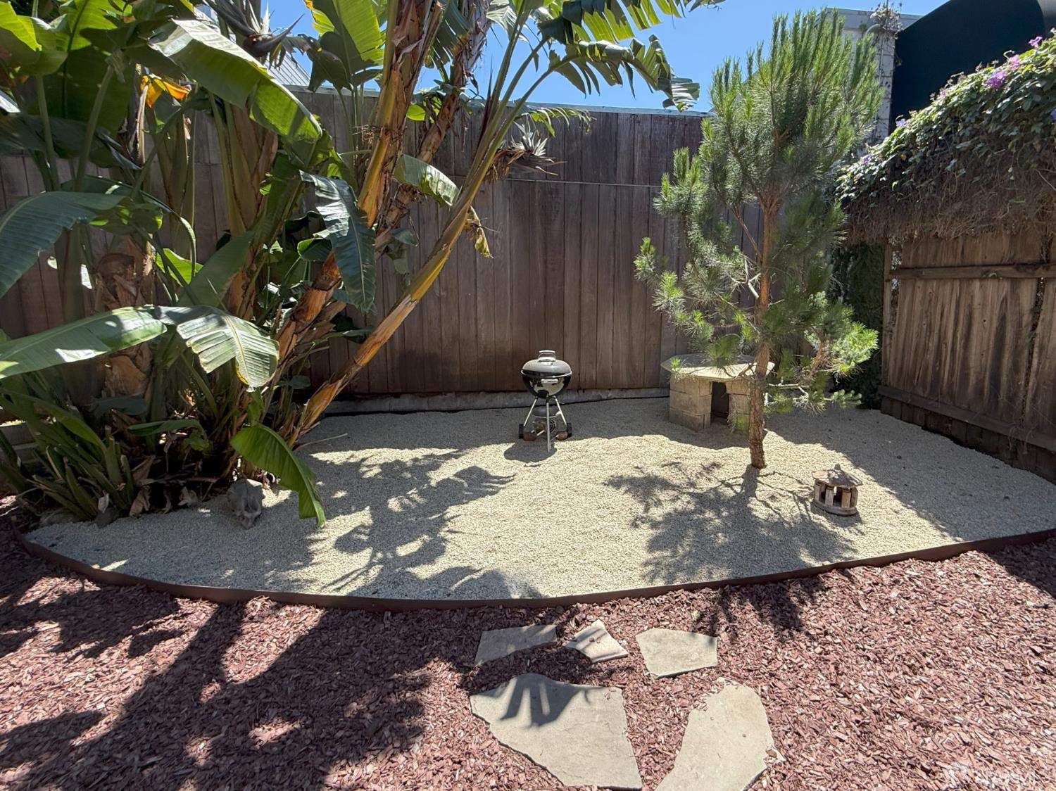 Detail Gallery Image 9 of 48 For 423 South Van Ness Ave, San Francisco,  CA 94103 - – Beds | – Baths