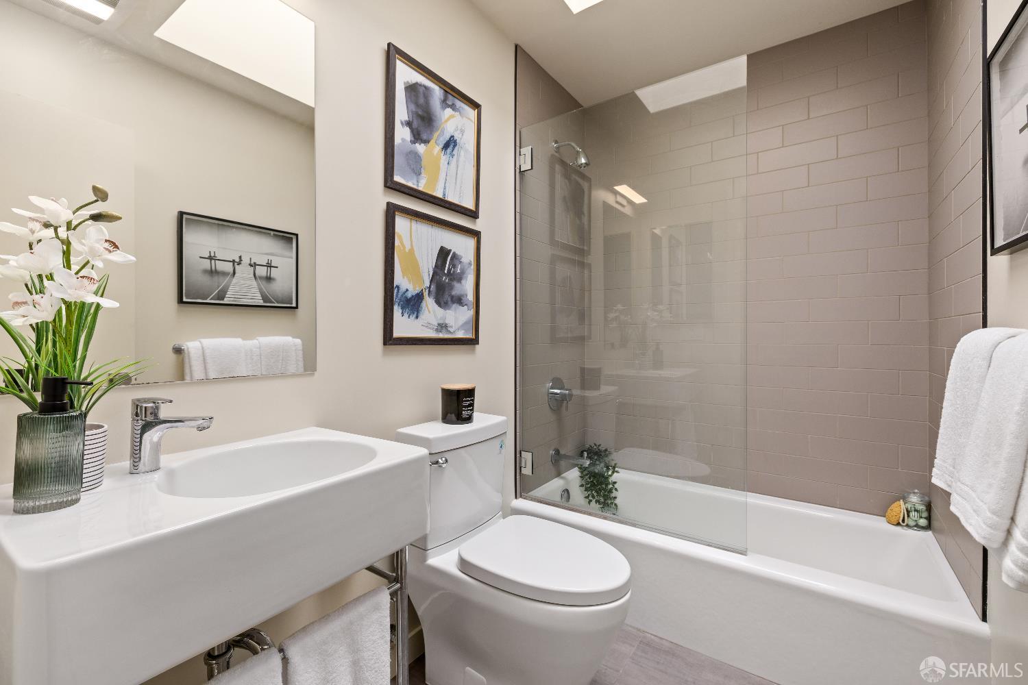 Detail Gallery Image 14 of 26 For 1635 10th Ave #5,  San Francisco,  CA 94122 - 1 Beds | 1 Baths