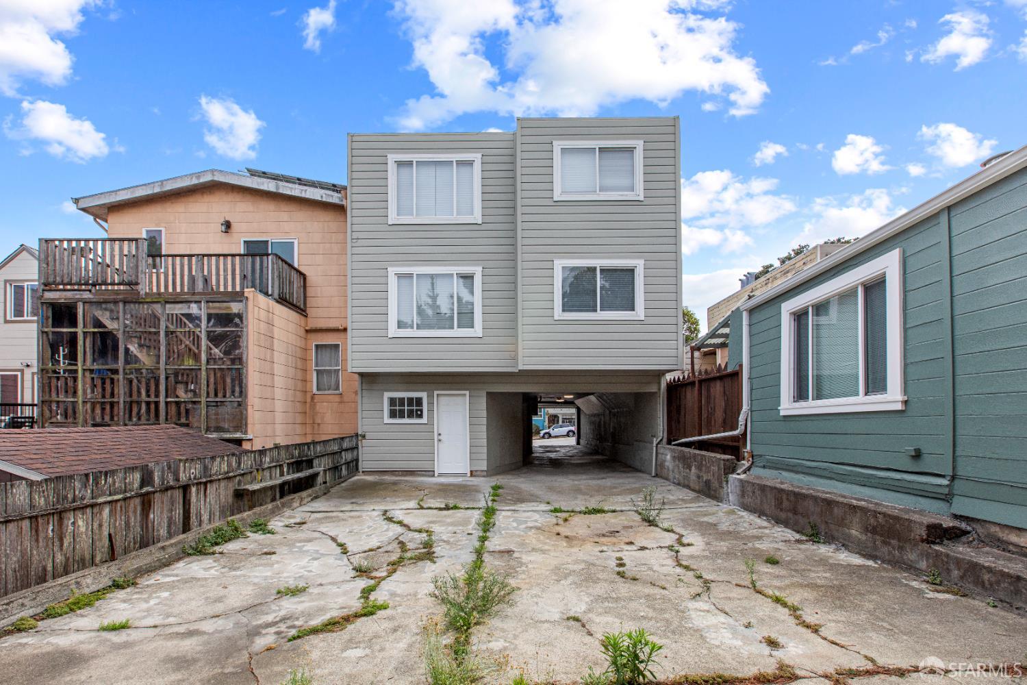 Detail Gallery Image 9 of 52 For 554 Monterey Blvd, San Francisco,  CA 94127 - – Beds | – Baths