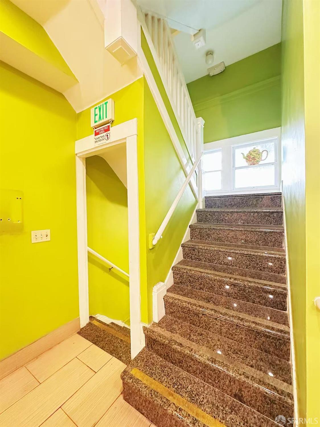 Detail Gallery Image 6 of 25 For 550 Grant Ave, San Francisco,  CA 94108 - – Beds | – Baths