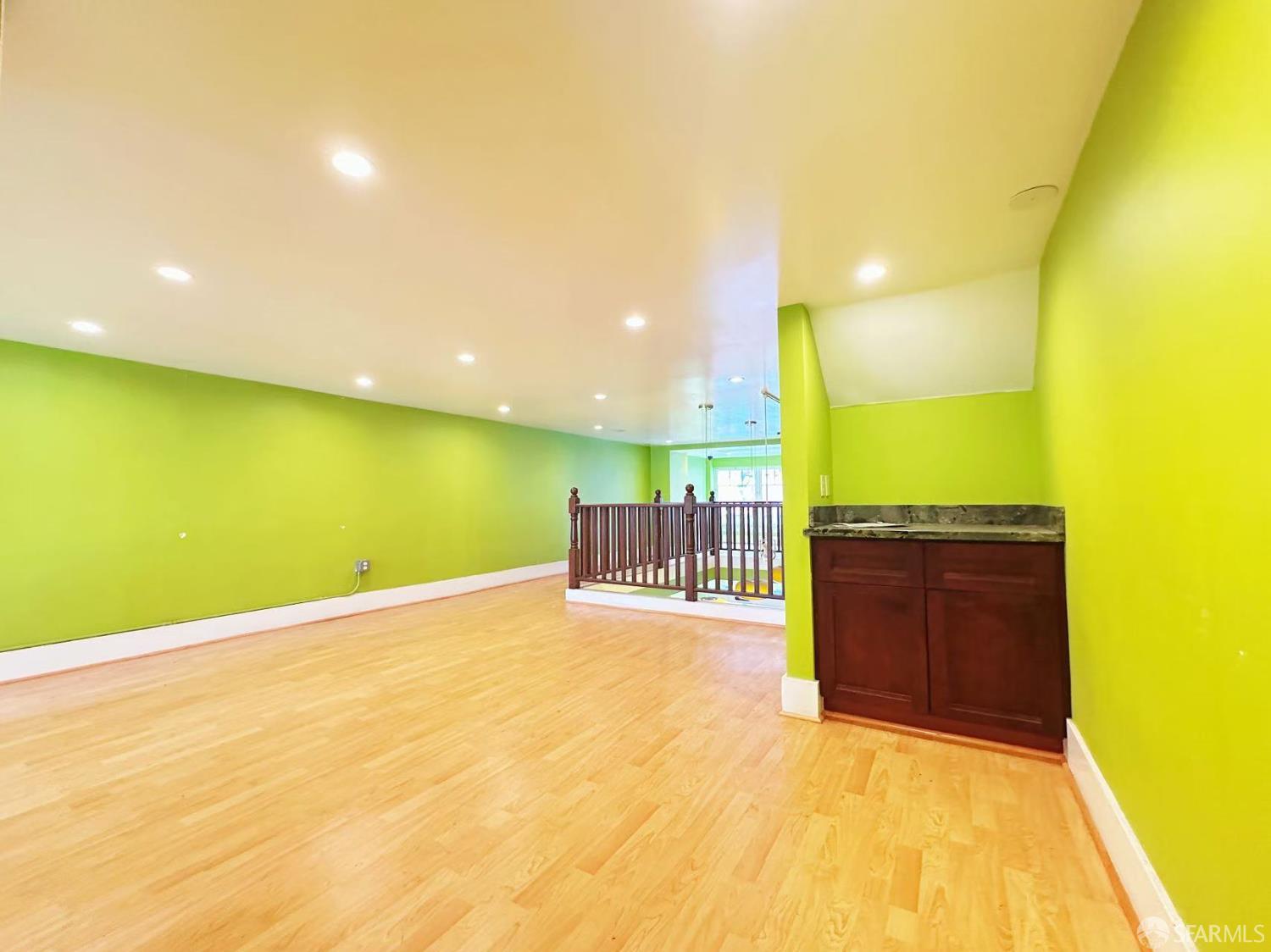 Detail Gallery Image 7 of 25 For 550 Grant Ave, San Francisco,  CA 94108 - – Beds | – Baths