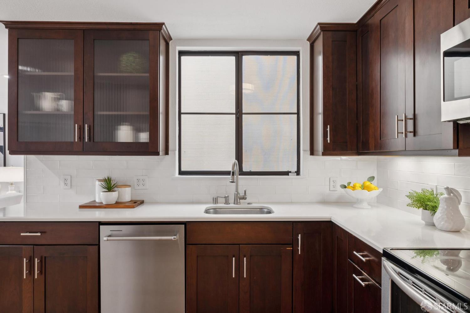 Detail Gallery Image 19 of 45 For 1365 Scott St #2,  San Francisco,  CA 94115 - 2 Beds | 1/1 Baths