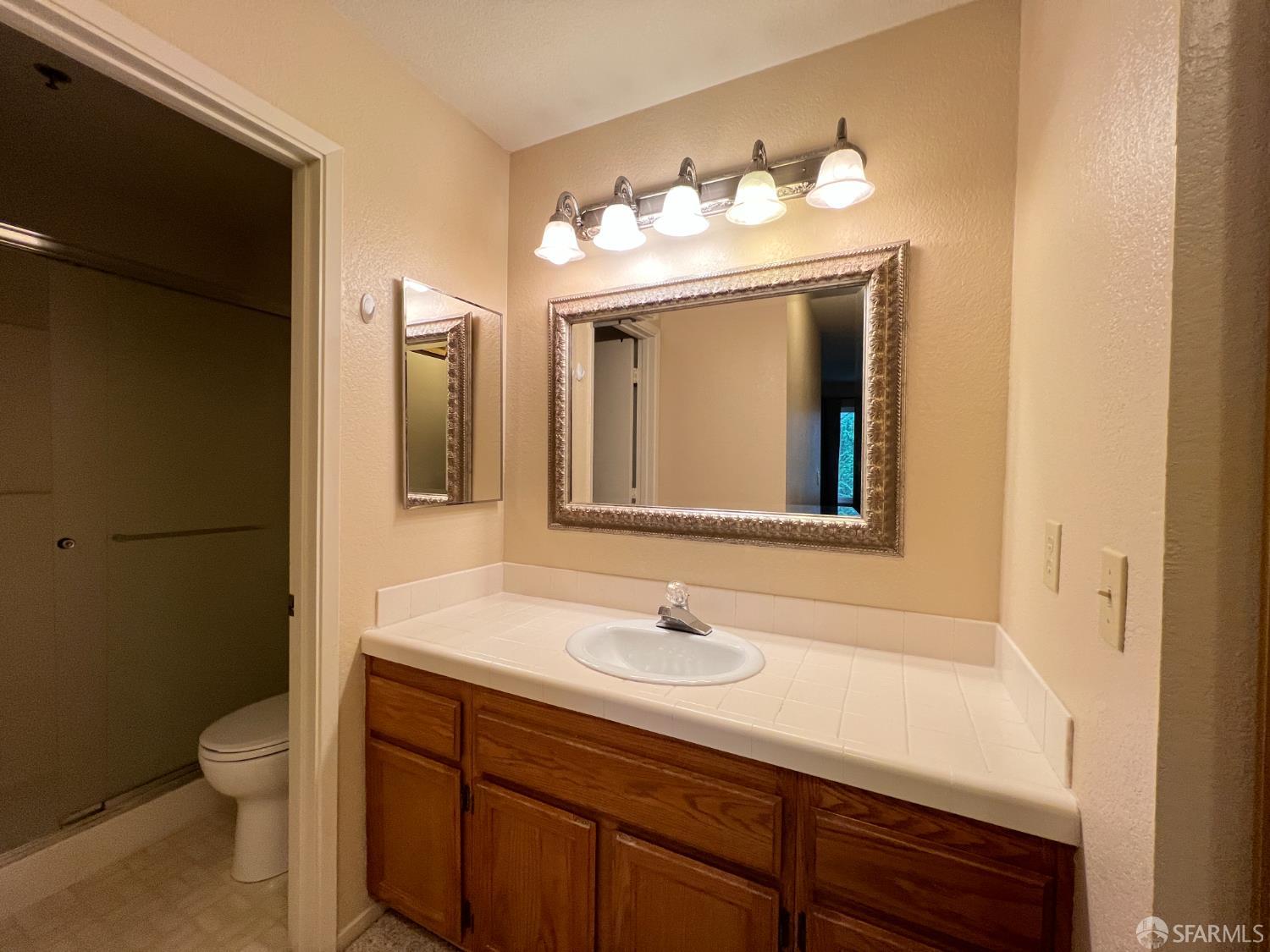 Detail Gallery Image 18 of 24 For 945 Fassler Ave, Pacifica,  CA 94044 - 2 Beds | 2/1 Baths