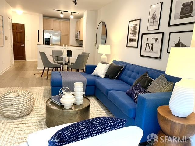 Photo #14: 425060867 Listing: Photo #14