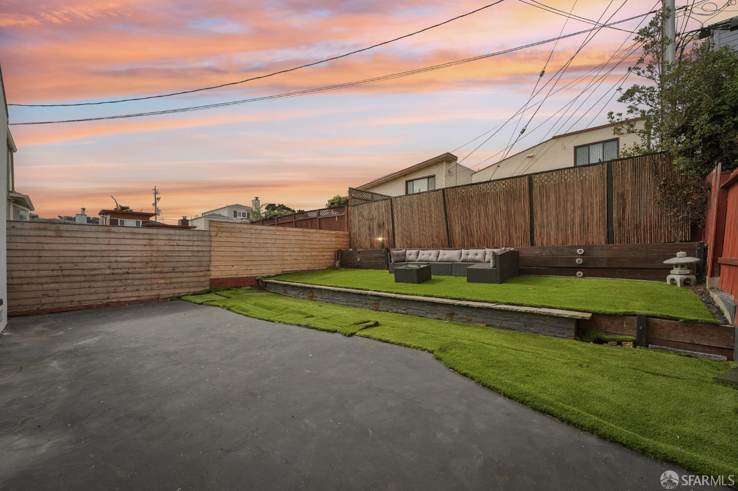 Detail Gallery Image 38 of 52 For 96 Belford Dr, Daly City,  CA 94015 - 3 Beds | 1/1 Baths