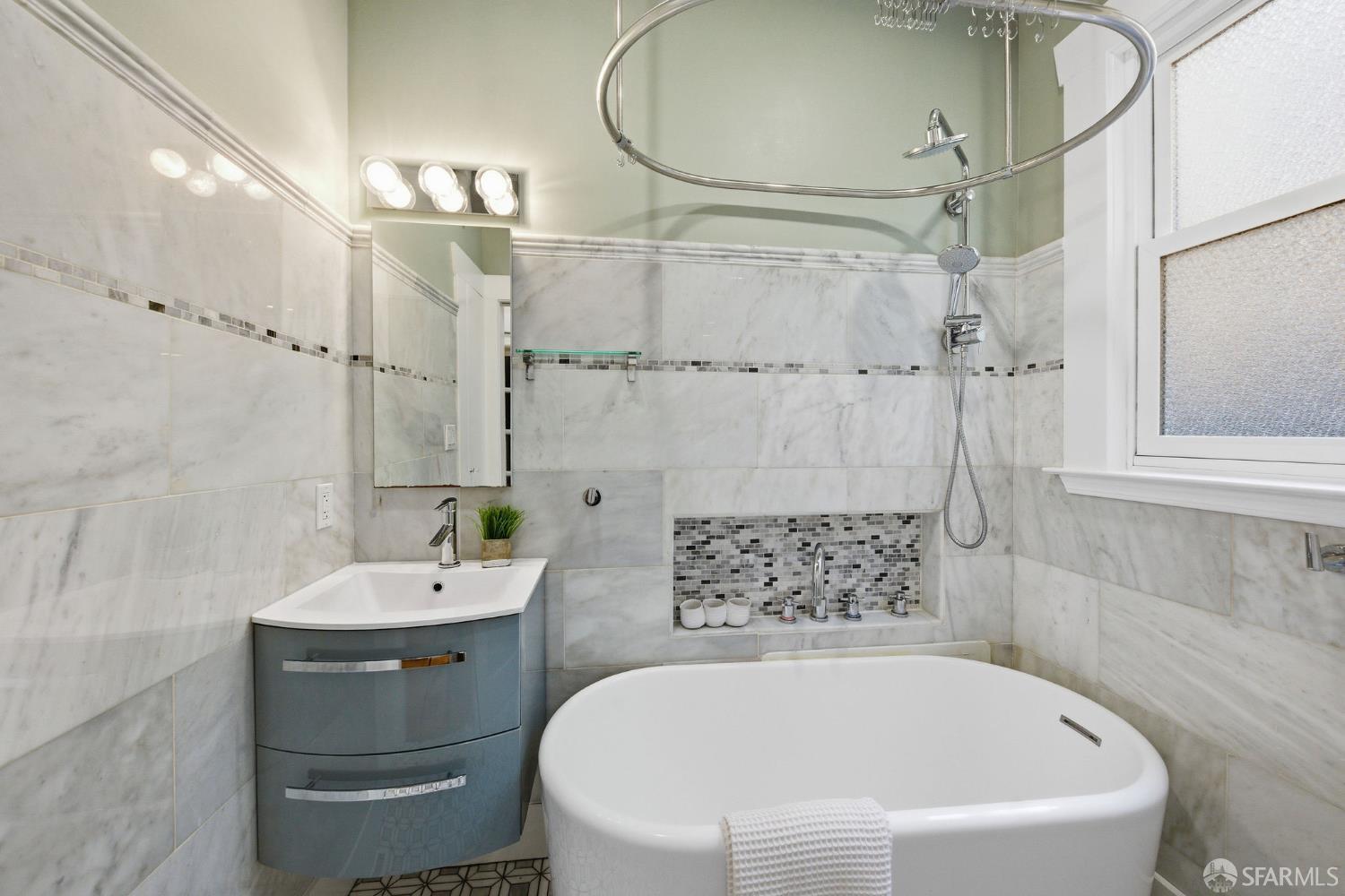 Detail Gallery Image 28 of 39 For 3452 18th St a,  San Francisco,  CA 94110 - 1 Beds | 1/1 Baths