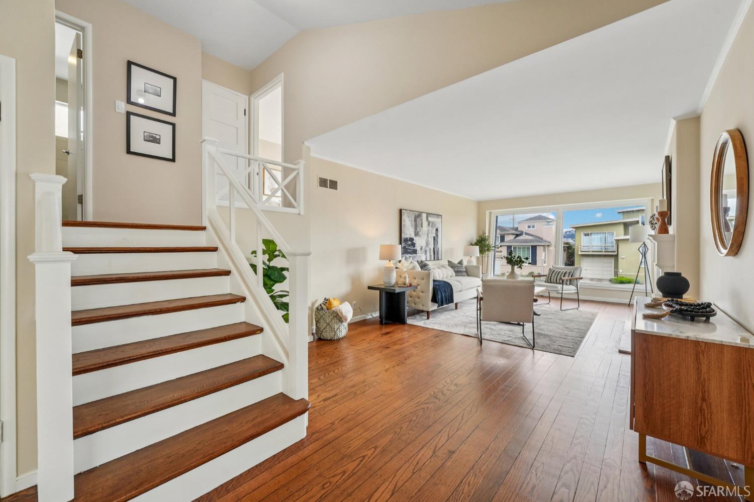 Detail Gallery Image 4 of 52 For 96 Belford Dr, Daly City,  CA 94015 - 3 Beds | 1/1 Baths