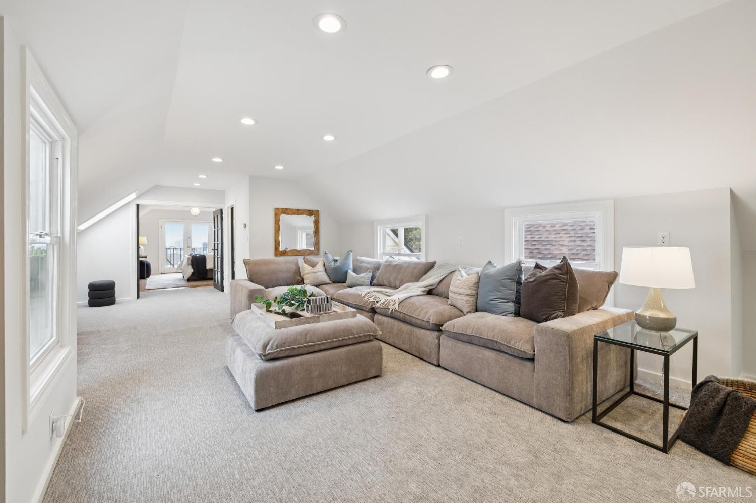 Photo #40: 425079945 Listing: Photo #40