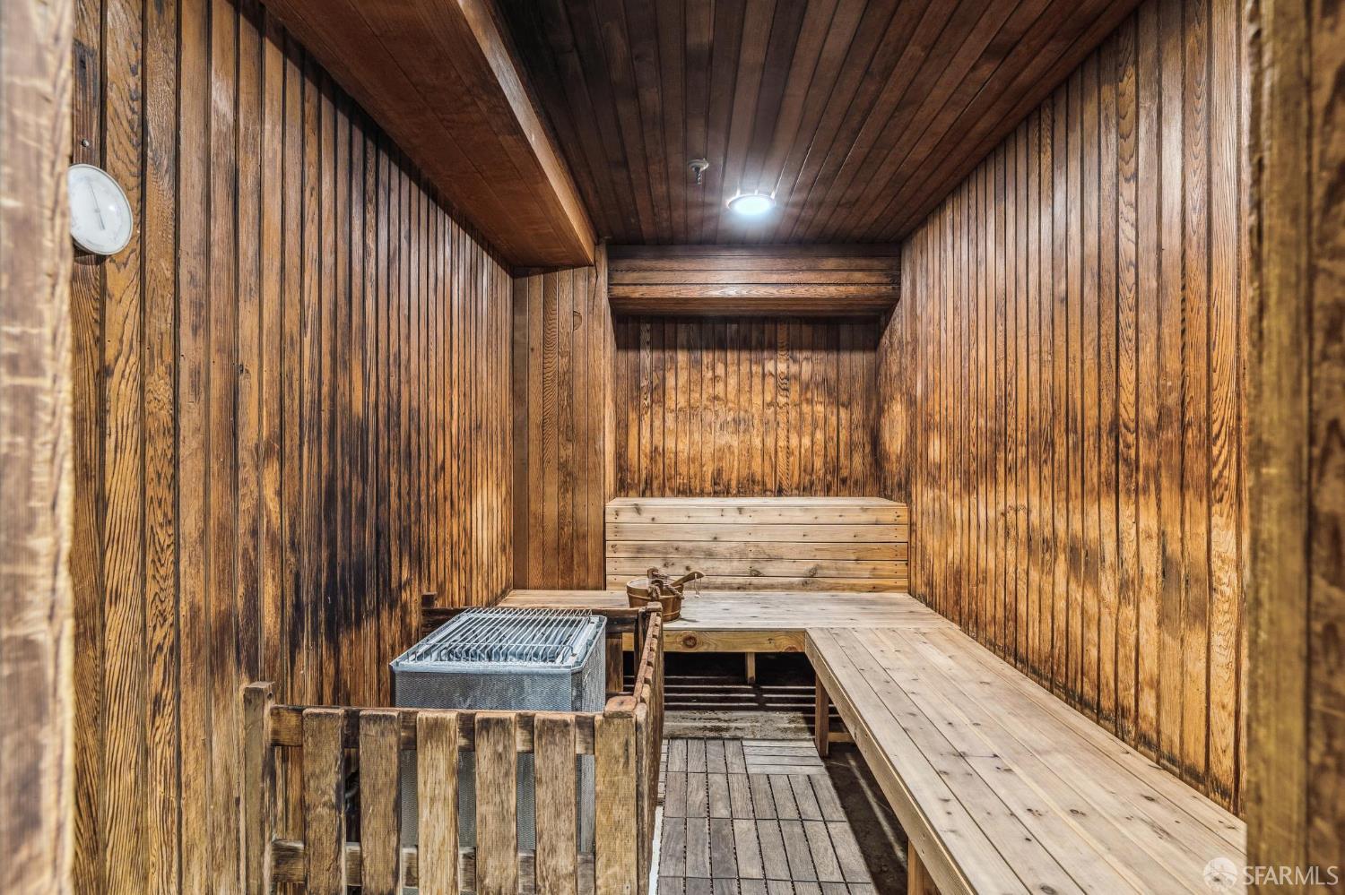 Detail Gallery Image 35 of 79 For 6363 Christie Ave #1203,  Emeryville,  CA 94608 - 1 Beds | 1 Baths