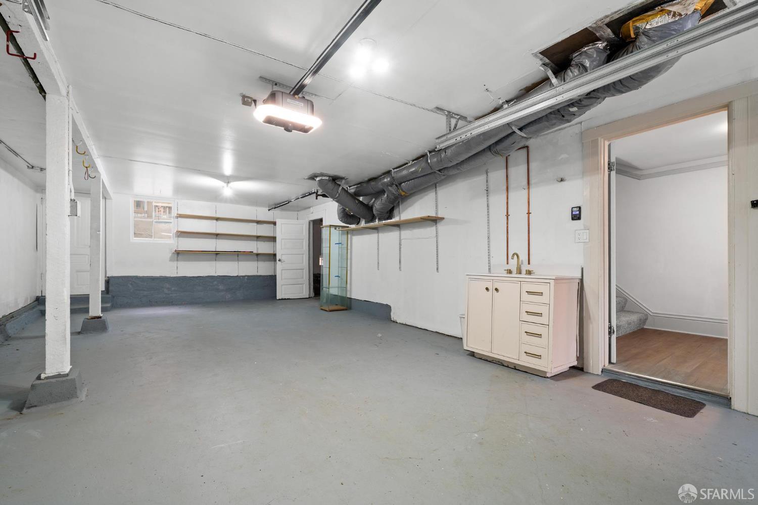 Detail Gallery Image 43 of 54 For 222 Monterey Blvd, San Francisco,  CA 94131 - 3 Beds | 2 Baths