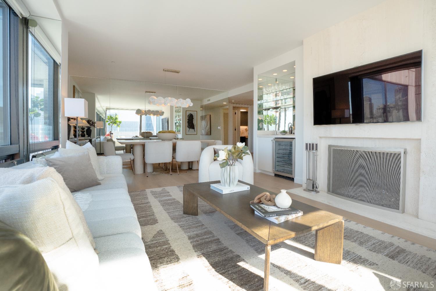 Photo #11: 425057711 Listing: Photo #11