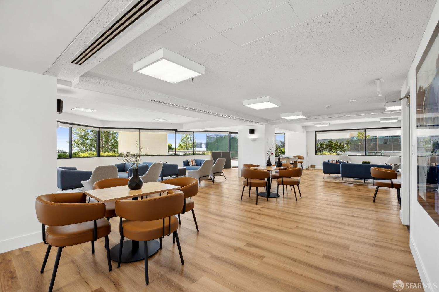 Detail Gallery Image 40 of 79 For 6363 Christie Ave #1203,  Emeryville,  CA 94608 - 1 Beds | 1 Baths