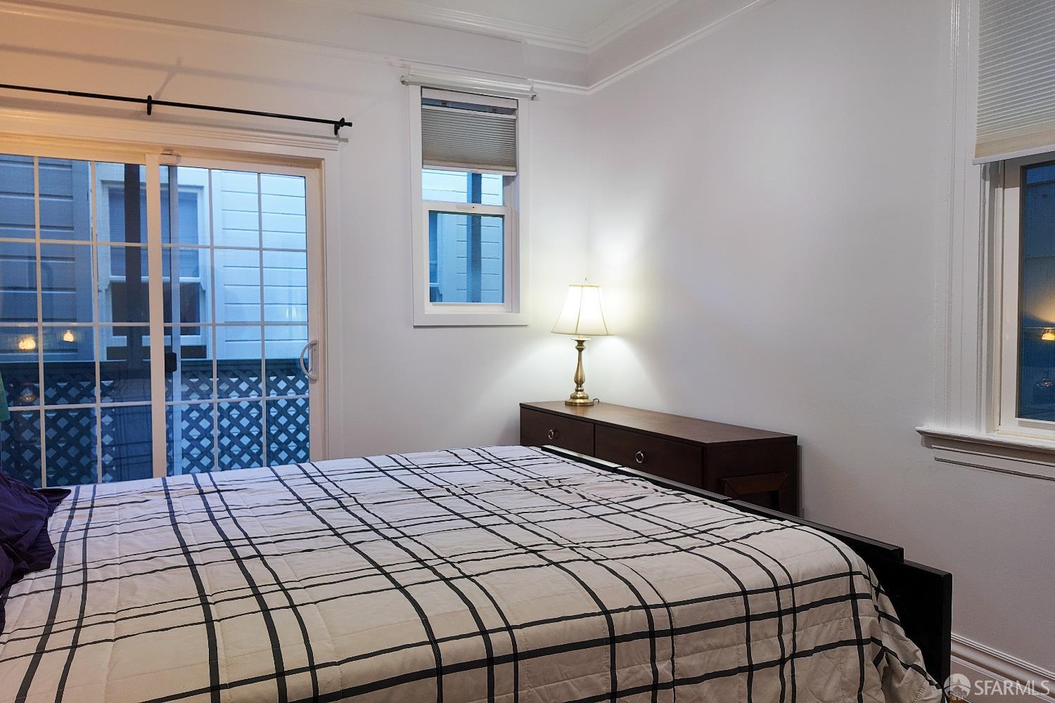 Detail Gallery Image 14 of 36 For 382 Green St #2,  San Francisco,  CA 94133 - 1 Beds | 2 Baths