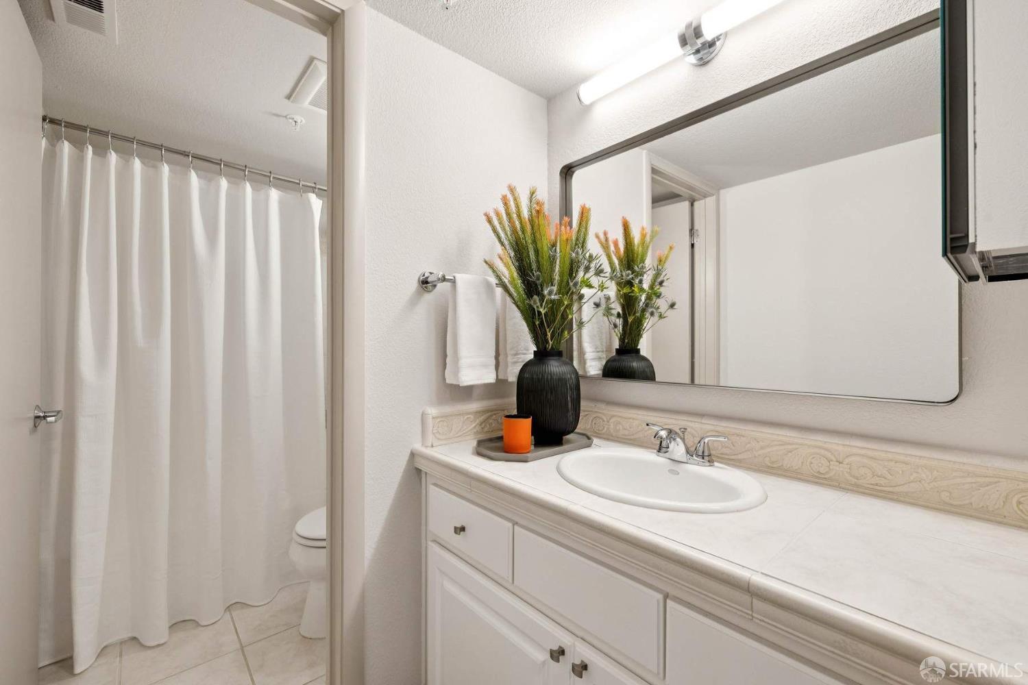 Photo #24: 425072709 Listing: Photo #24