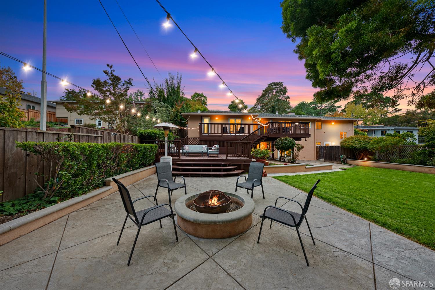 Detail Gallery Image 33 of 44 For 897 Parrott Dr, San Mateo,  CA 94402 - 3 Beds | 2/1 Baths