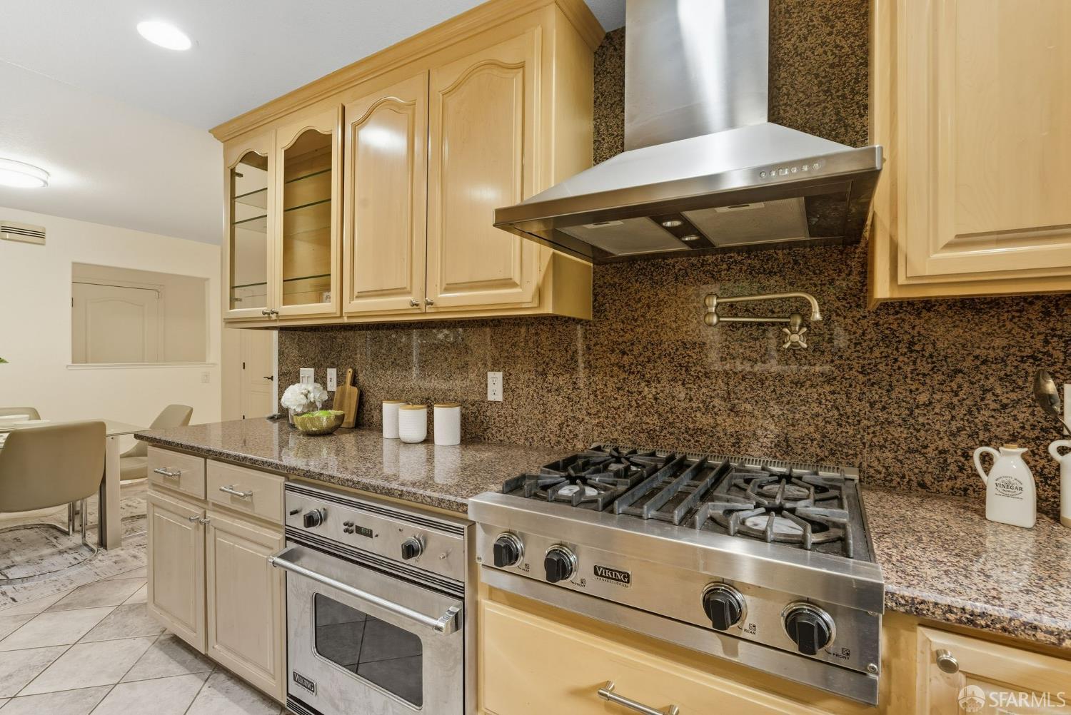 Detail Gallery Image 6 of 28 For 2026 Lynn Ave, Los Gatos,  CA 95032 - 3 Beds | 2/1 Baths