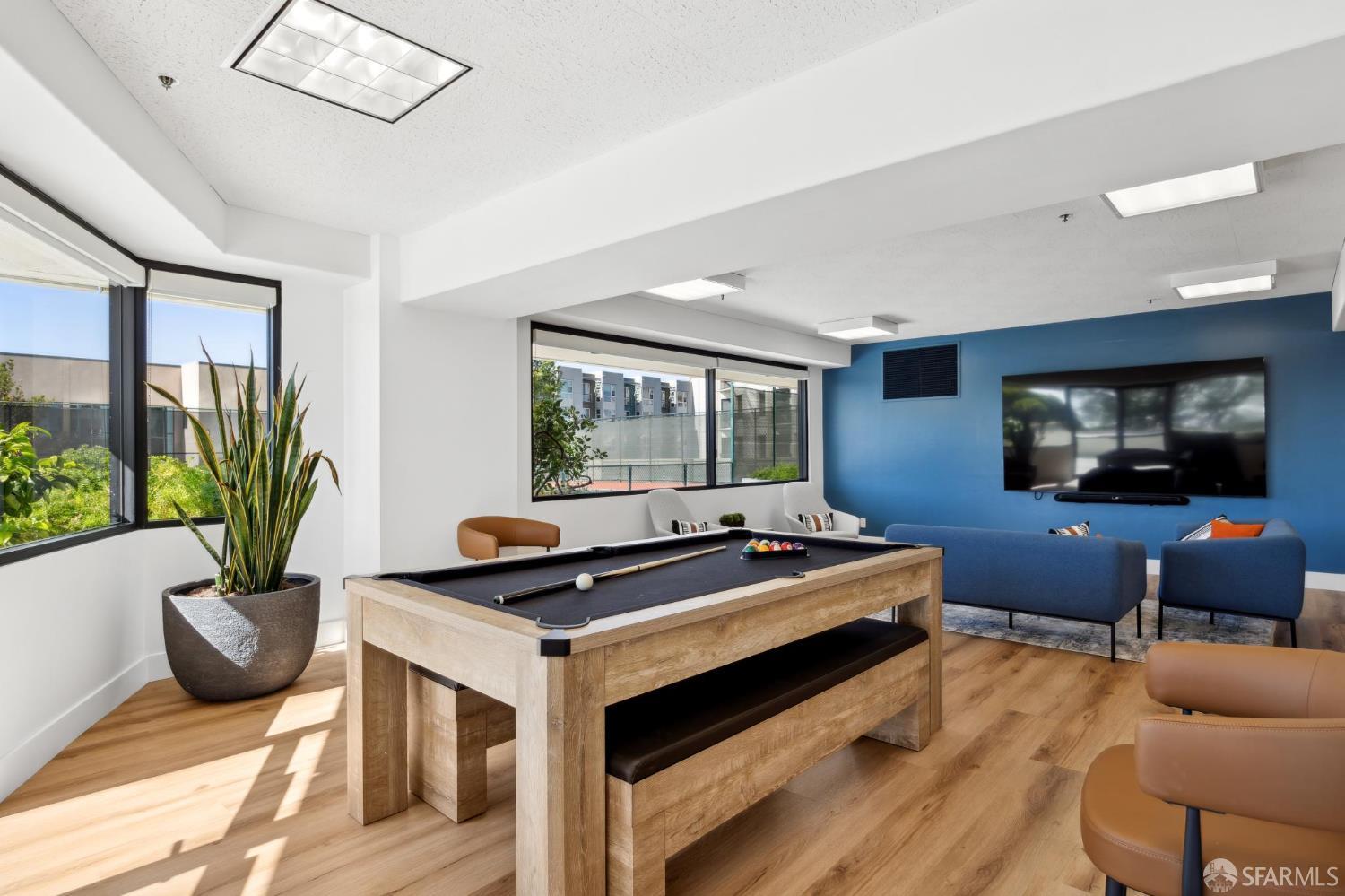 Detail Gallery Image 42 of 79 For 6363 Christie Ave #1203,  Emeryville,  CA 94608 - 1 Beds | 1 Baths