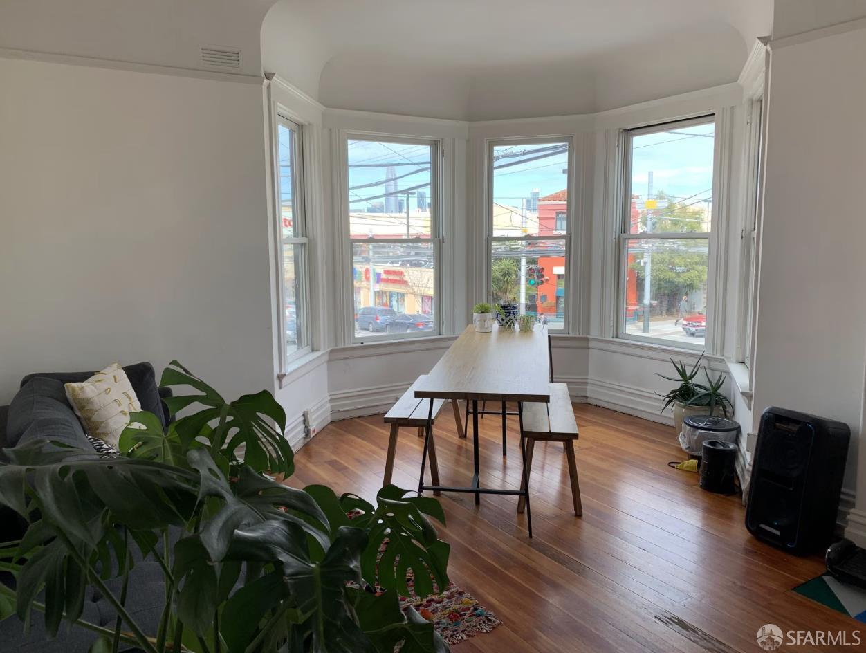 2403 16th Street, San Francisco, CA, 94103