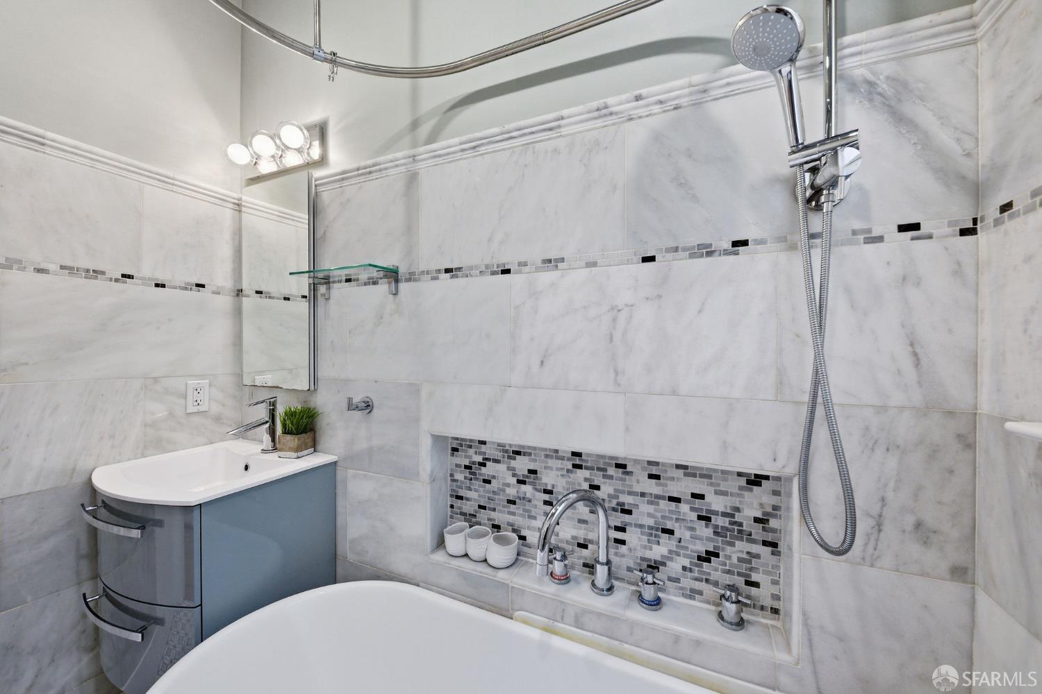 Detail Gallery Image 29 of 39 For 3452 18th St a,  San Francisco,  CA 94110 - 1 Beds | 1/1 Baths