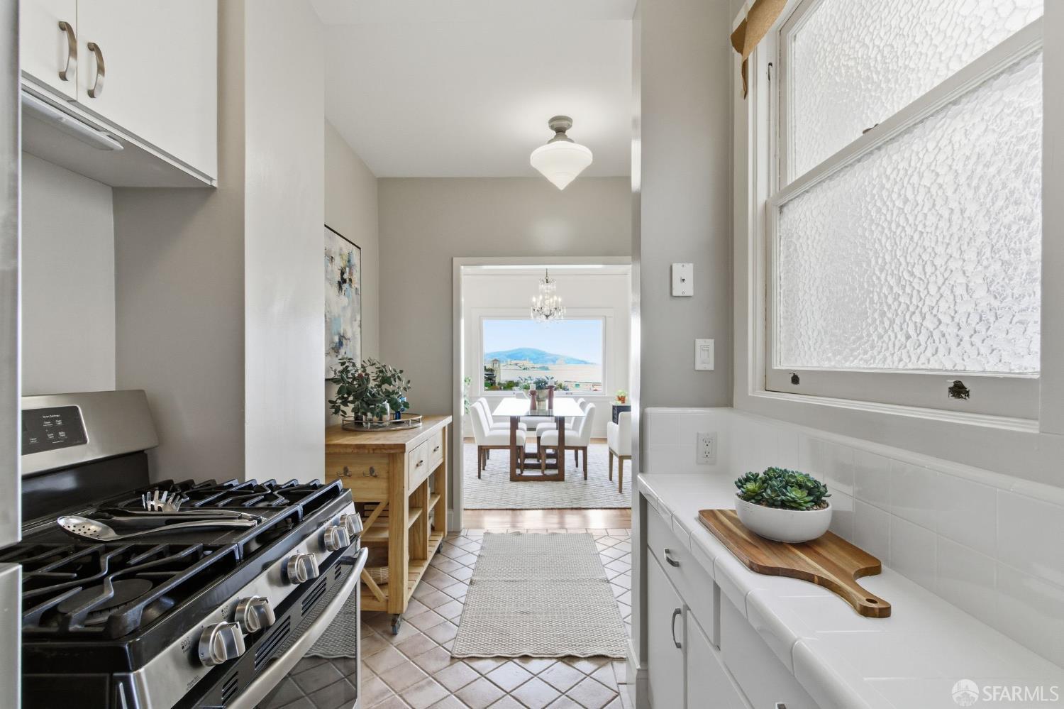 Detail Gallery Image 13 of 64 For 1020 Union St #19,  San Francisco,  CA 94133 - 2 Beds | 2 Baths