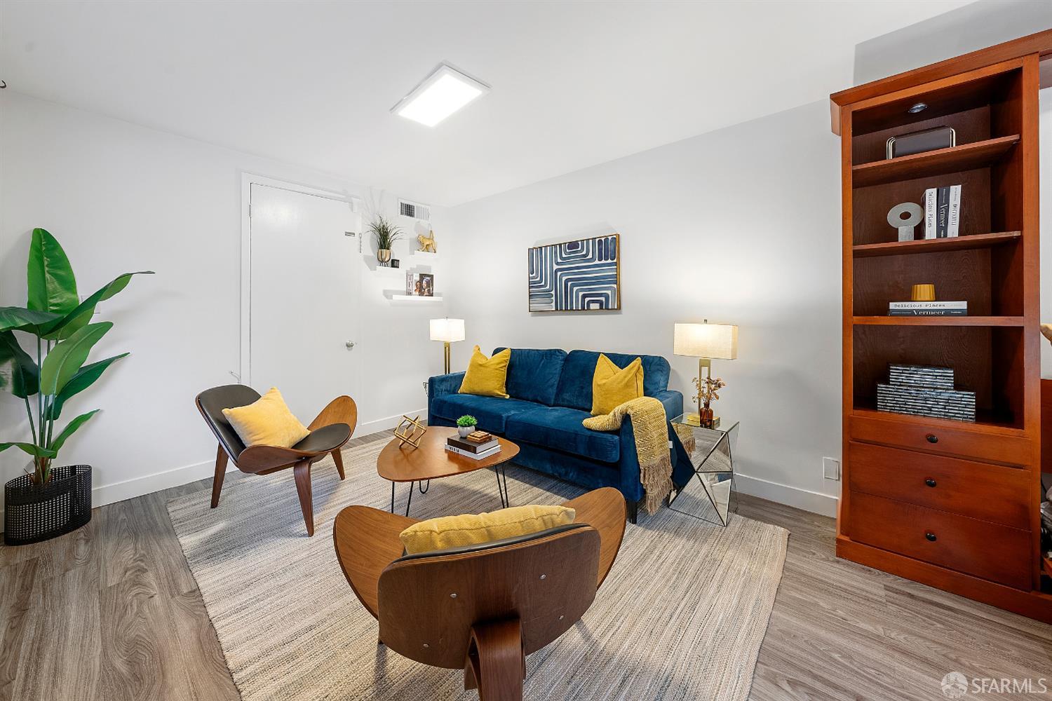 Detail Gallery Image 31 of 44 For 897 Parrott Dr, San Mateo,  CA 94402 - 3 Beds | 2/1 Baths