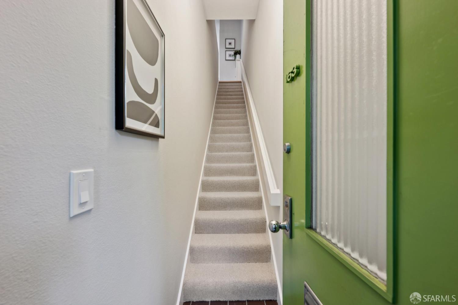 Photo #4: 425070477 Listing 
