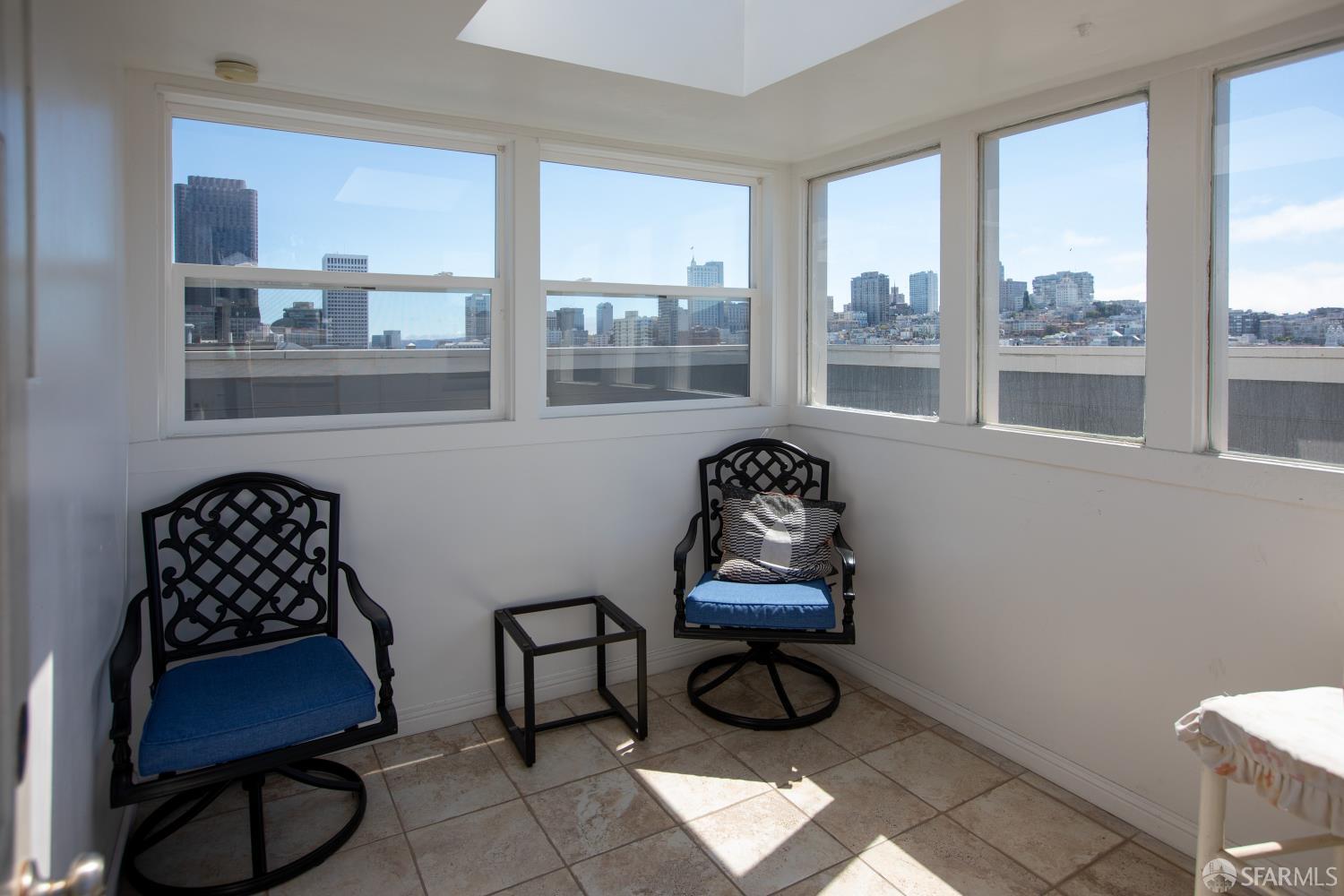 Detail Gallery Image 30 of 36 For 382 Green St #2,  San Francisco,  CA 94133 - 1 Beds | 2 Baths