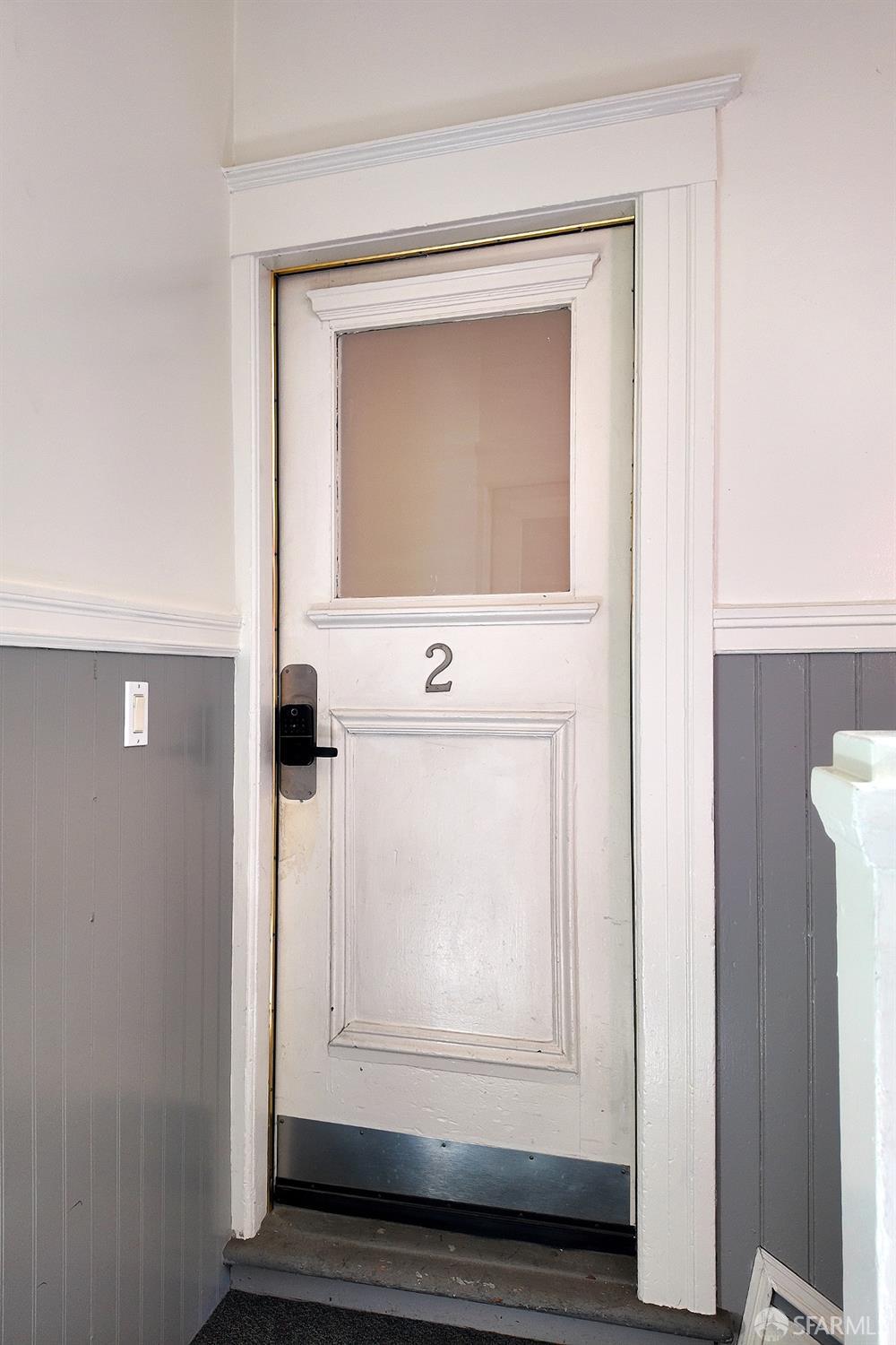 Detail Gallery Image 2 of 36 For 382 Green St #2,  San Francisco,  CA 94133 - 1 Beds | 2 Baths