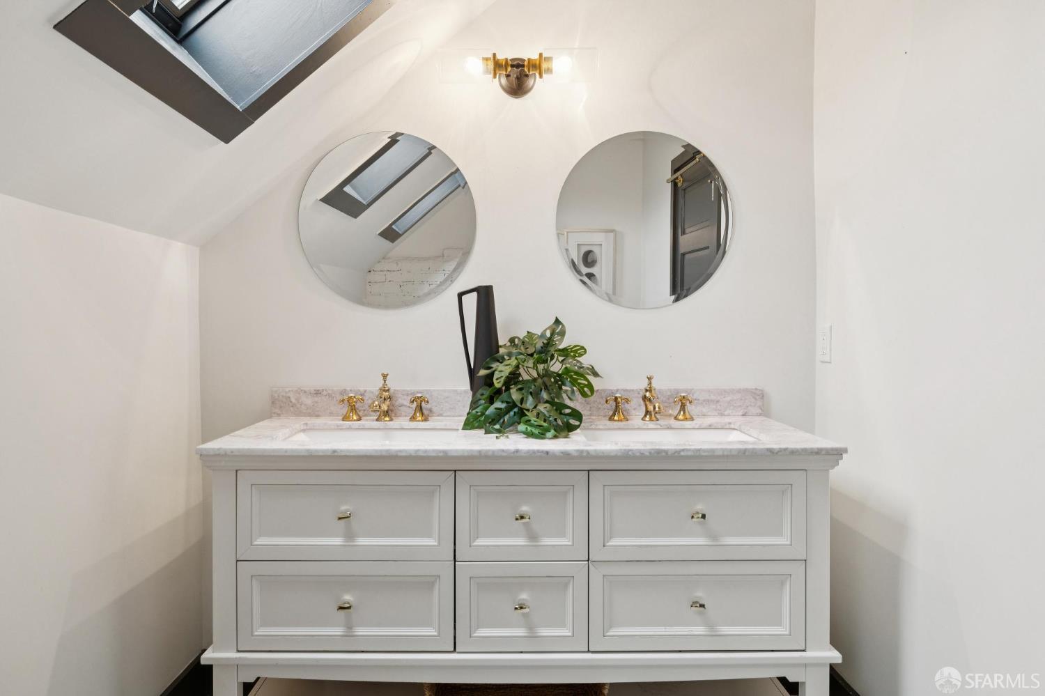 Photo #61: 425079945 Listing: Photo #61