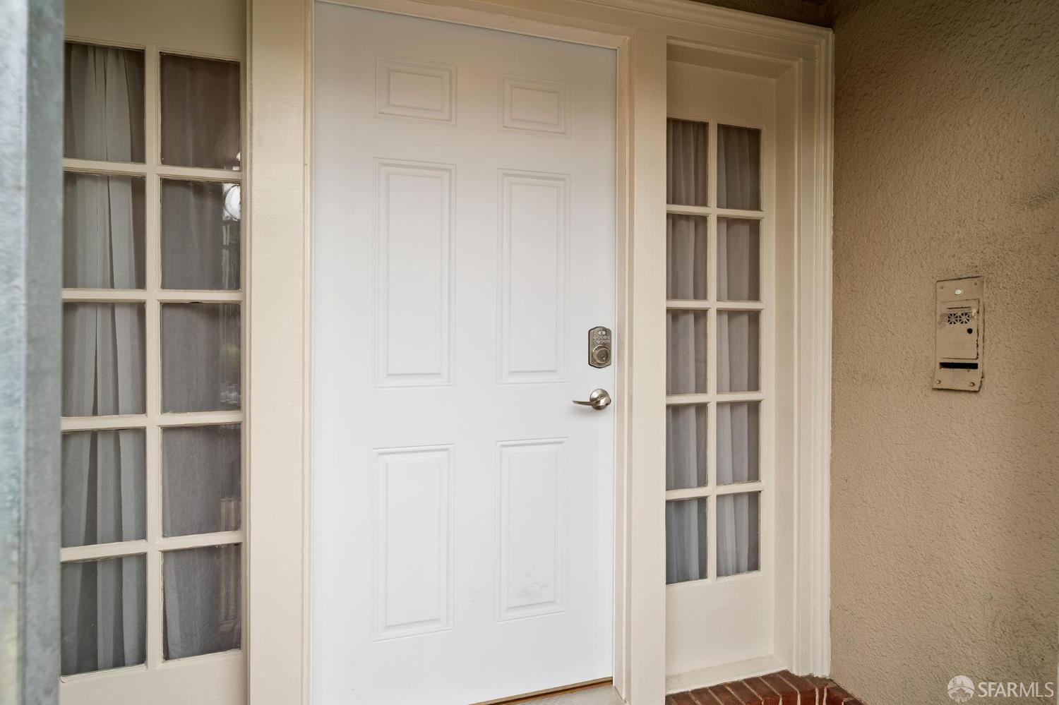 Detail Gallery Image 8 of 54 For 222 Monterey Blvd, San Francisco,  CA 94131 - 3 Beds | 2 Baths