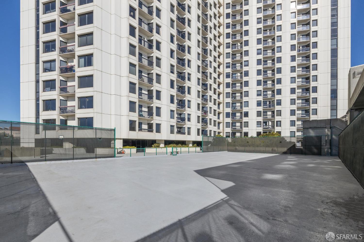 Detail Gallery Image 44 of 79 For 6363 Christie Ave #1203,  Emeryville,  CA 94608 - 1 Beds | 1 Baths