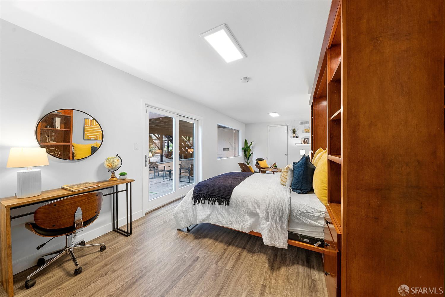 Detail Gallery Image 30 of 44 For 897 Parrott Dr, San Mateo,  CA 94402 - 3 Beds | 2/1 Baths