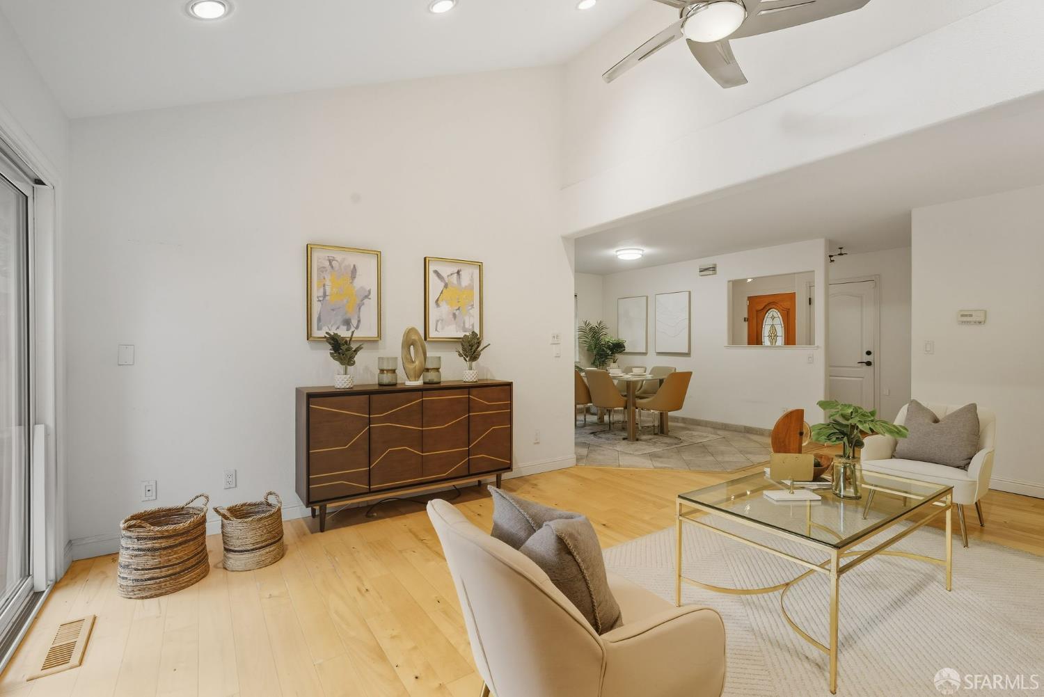 Detail Gallery Image 3 of 28 For 2026 Lynn Ave, Los Gatos,  CA 95032 - 3 Beds | 2/1 Baths