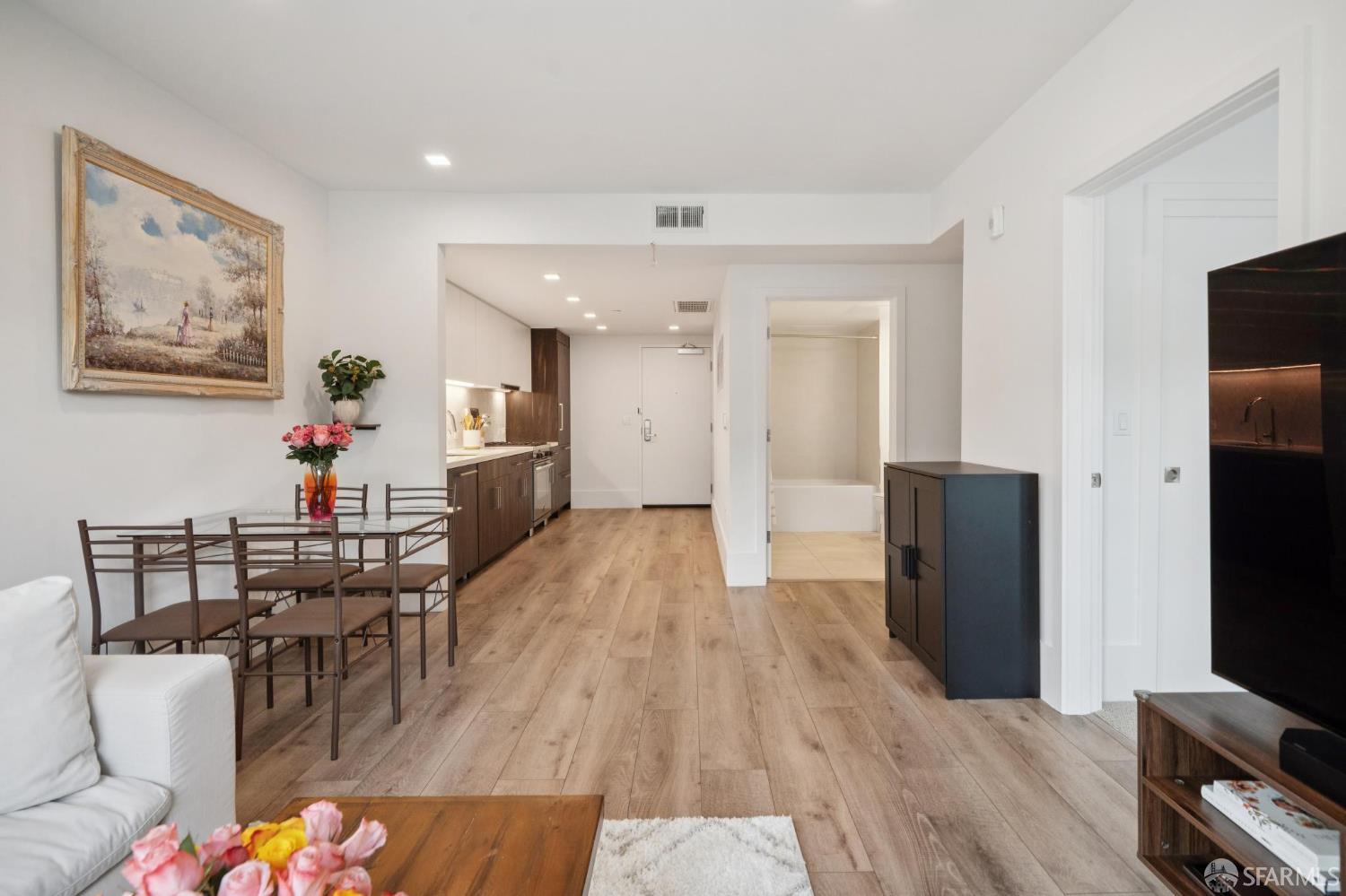 Detail Gallery Image 8 of 57 For 1288 Howard St #317,  San Francisco,  CA 94103 - 2 Beds | 2 Baths