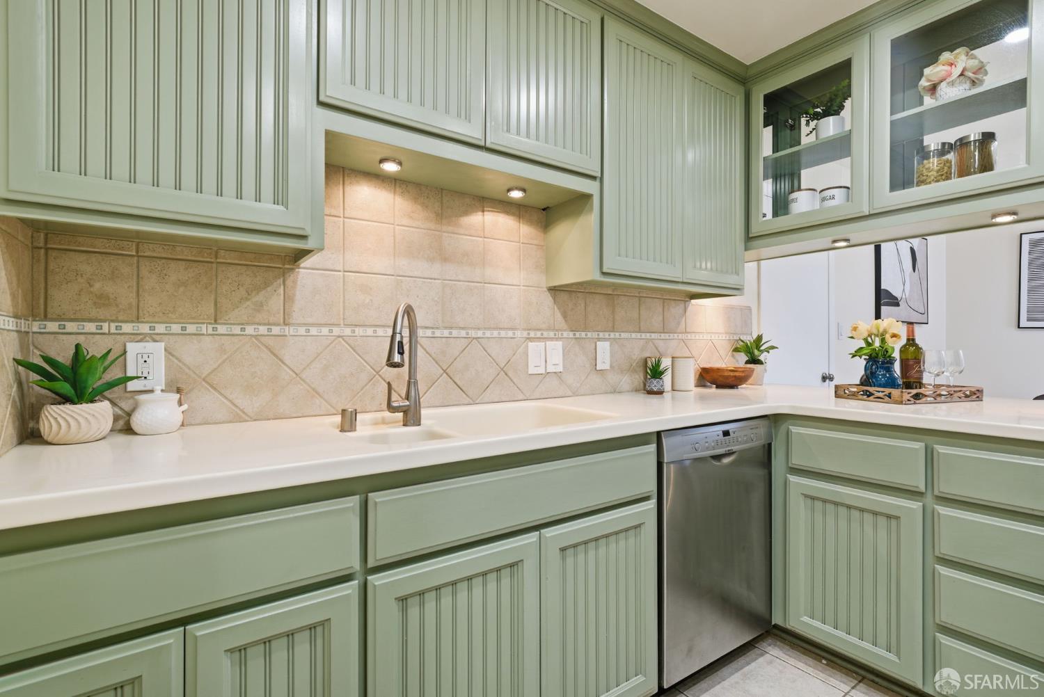 Detail Gallery Image 15 of 61 For 4843 Pepperwood Way, San Jose,  CA 95124 - 3 Beds | 2 Baths