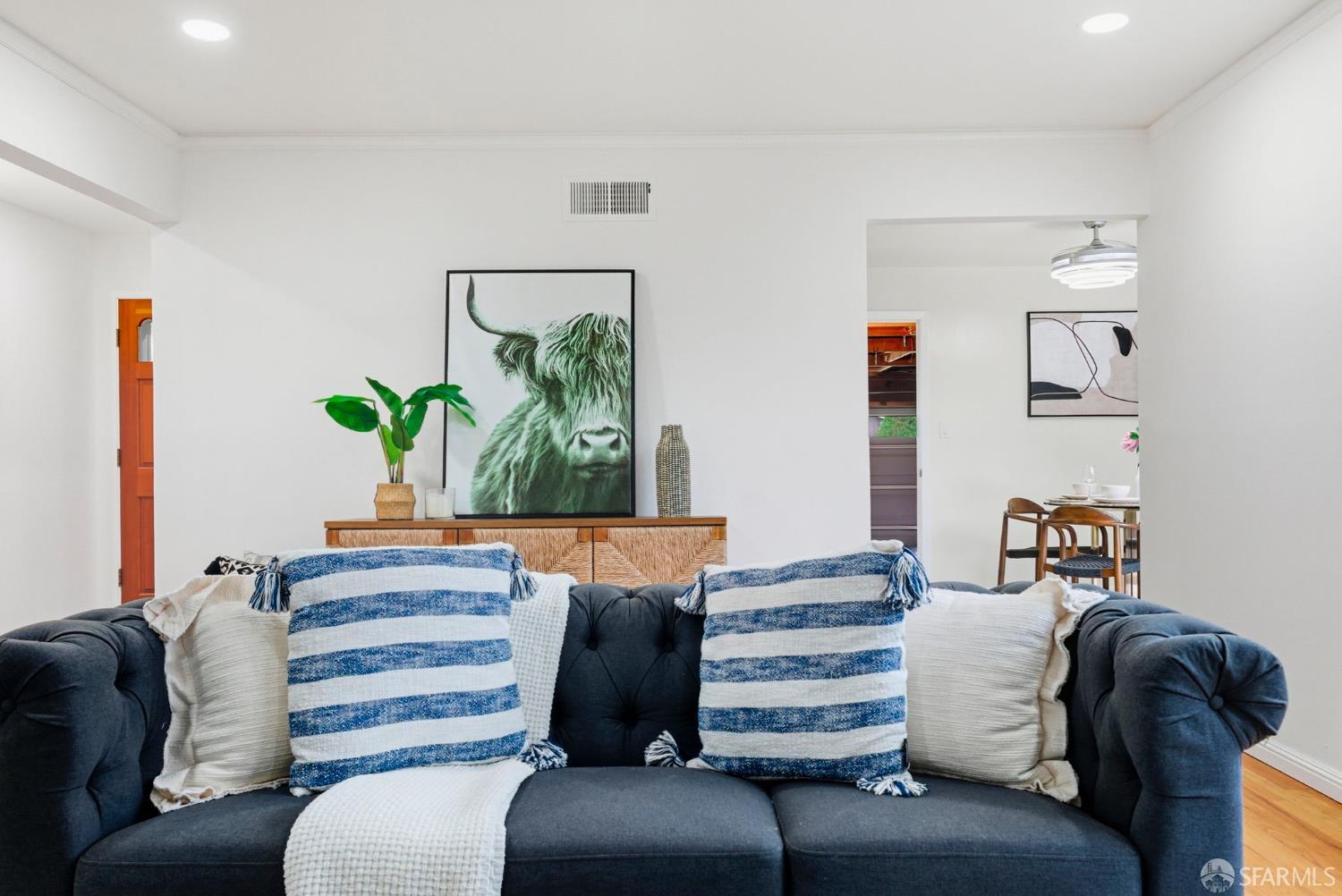 Detail Gallery Image 12 of 61 For 4843 Pepperwood Way, San Jose,  CA 95124 - 3 Beds | 2 Baths