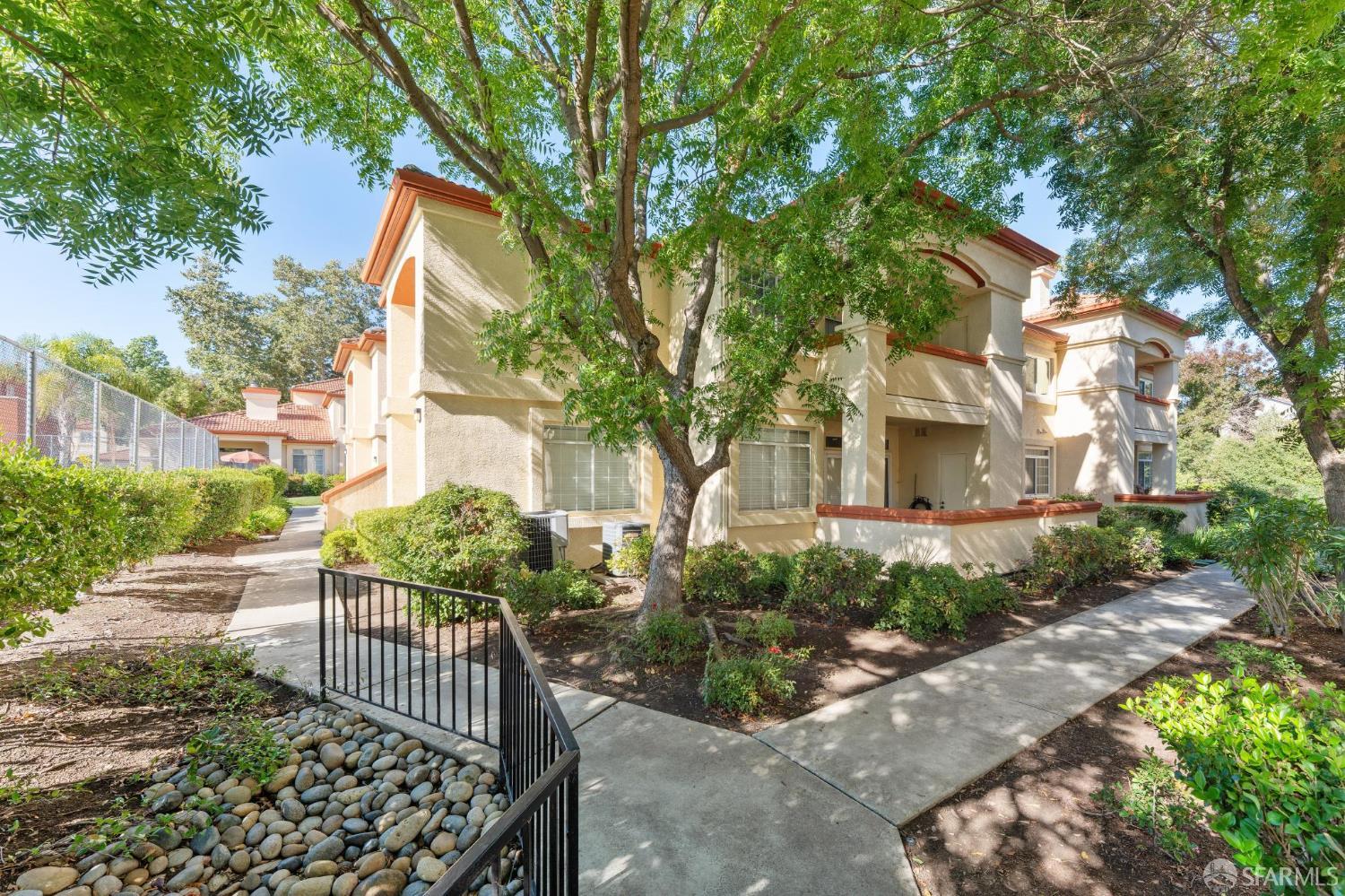 Detail Gallery Image 37 of 50 For 7063 Dublin Meadows St #H,  Dublin,  CA 94568 - 3 Beds | 2 Baths