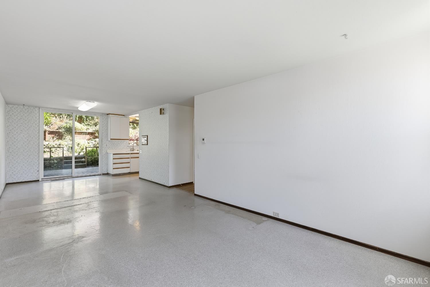 Detail Gallery Image 9 of 30 For 49 Turquoise Way, San Francisco,  CA 94131 - 4 Beds | 2/1 Baths