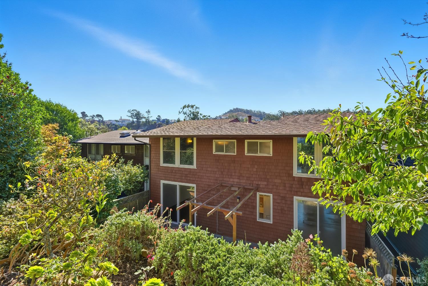 Detail Gallery Image 29 of 30 For 49 Turquoise Way, San Francisco,  CA 94131 - 4 Beds | 2/1 Baths