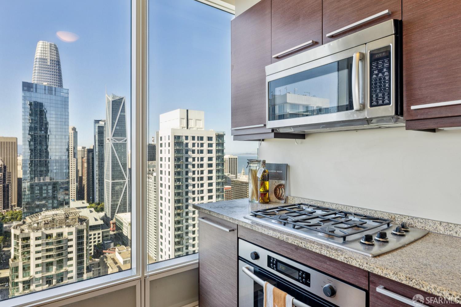 Detail Gallery Image 17 of 48 For 425 1st St #3706,  San Francisco,  CA 94105 - 2 Beds | 2 Baths