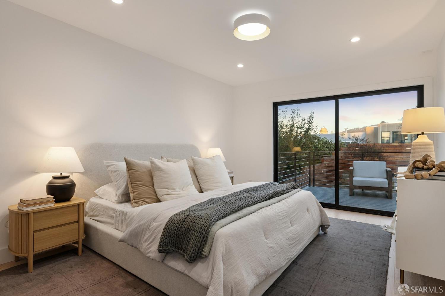 Detail Gallery Image 12 of 34 For 1726 30th Ave, San Francisco,  CA 94122 - 4 Beds | 4/1 Baths