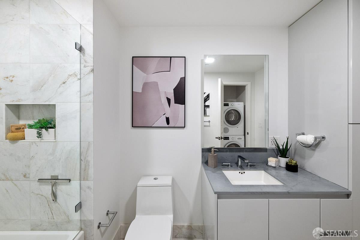 Photo #16: 425076052 Listing: Photo #16