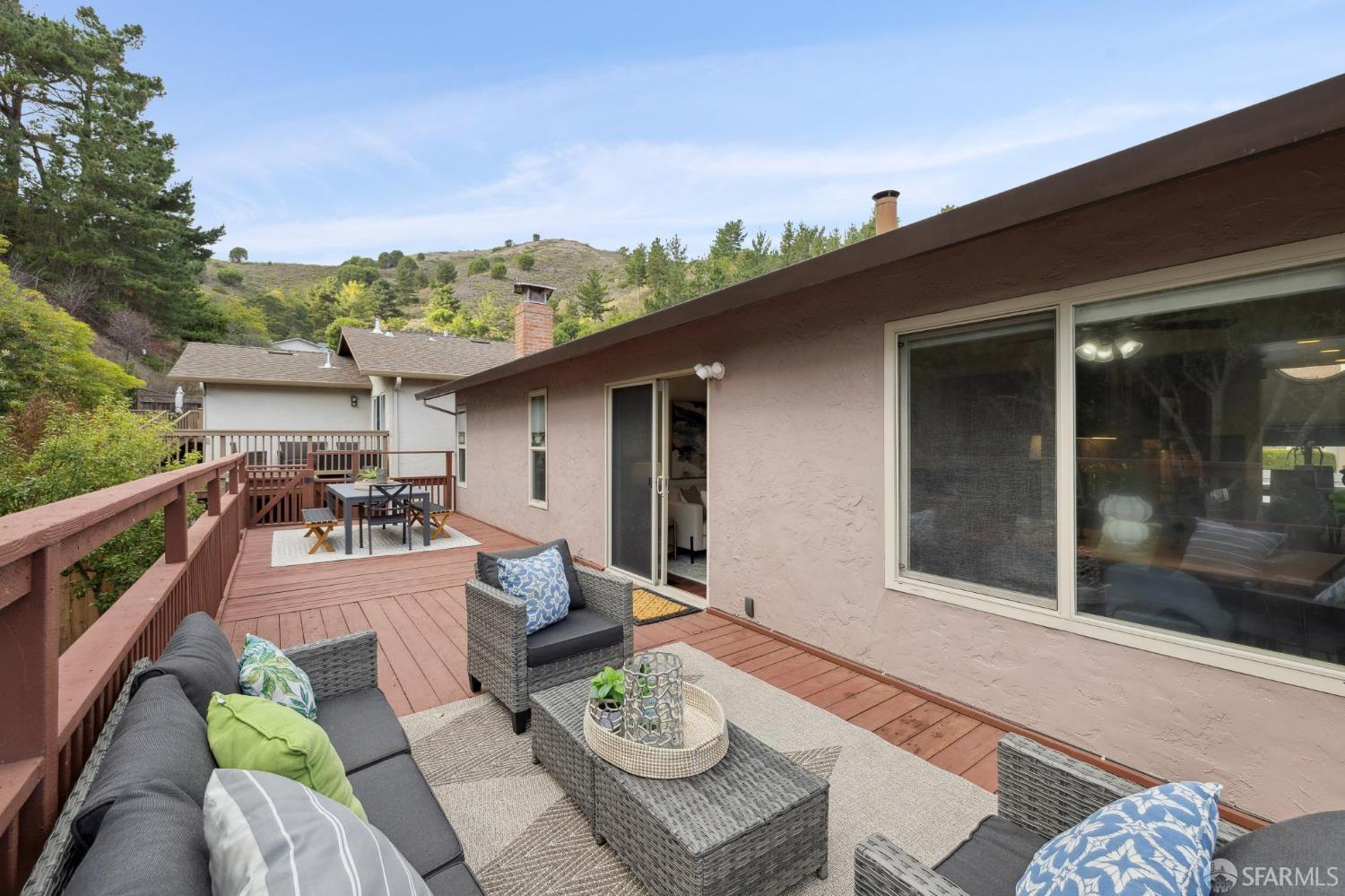 Detail Gallery Image 28 of 35 For 1 Cape Breton Ct, Pacifica,  CA 94044 - 4 Beds | 2 Baths