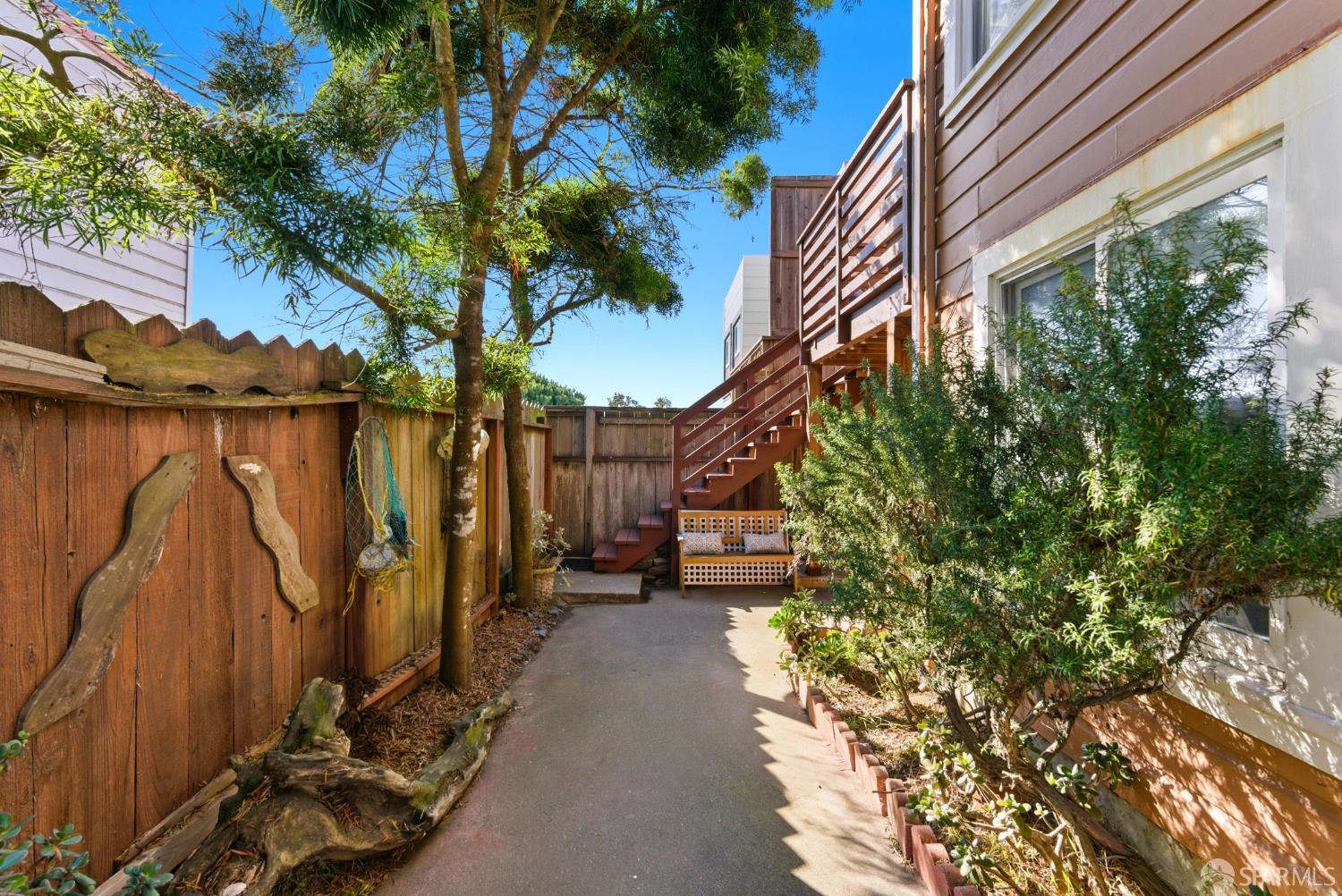 Detail Gallery Image 29 of 51 For 4201 Kirkham St, San Francisco,  CA 94122 - – Beds | – Baths