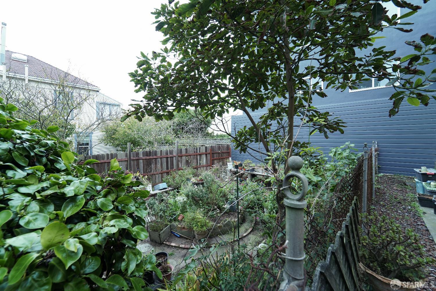 Detail Gallery Image 14 of 52 For 1346 Judah St, San Francisco,  CA 94122 - – Beds | – Baths