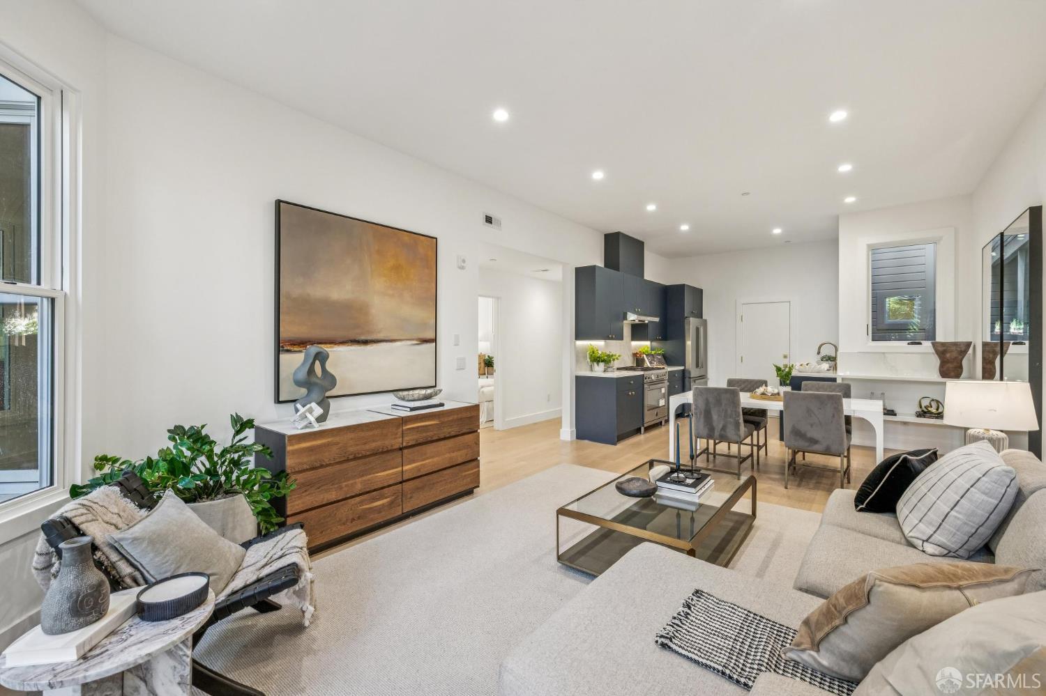 Photo #2: 425081893 Listing 