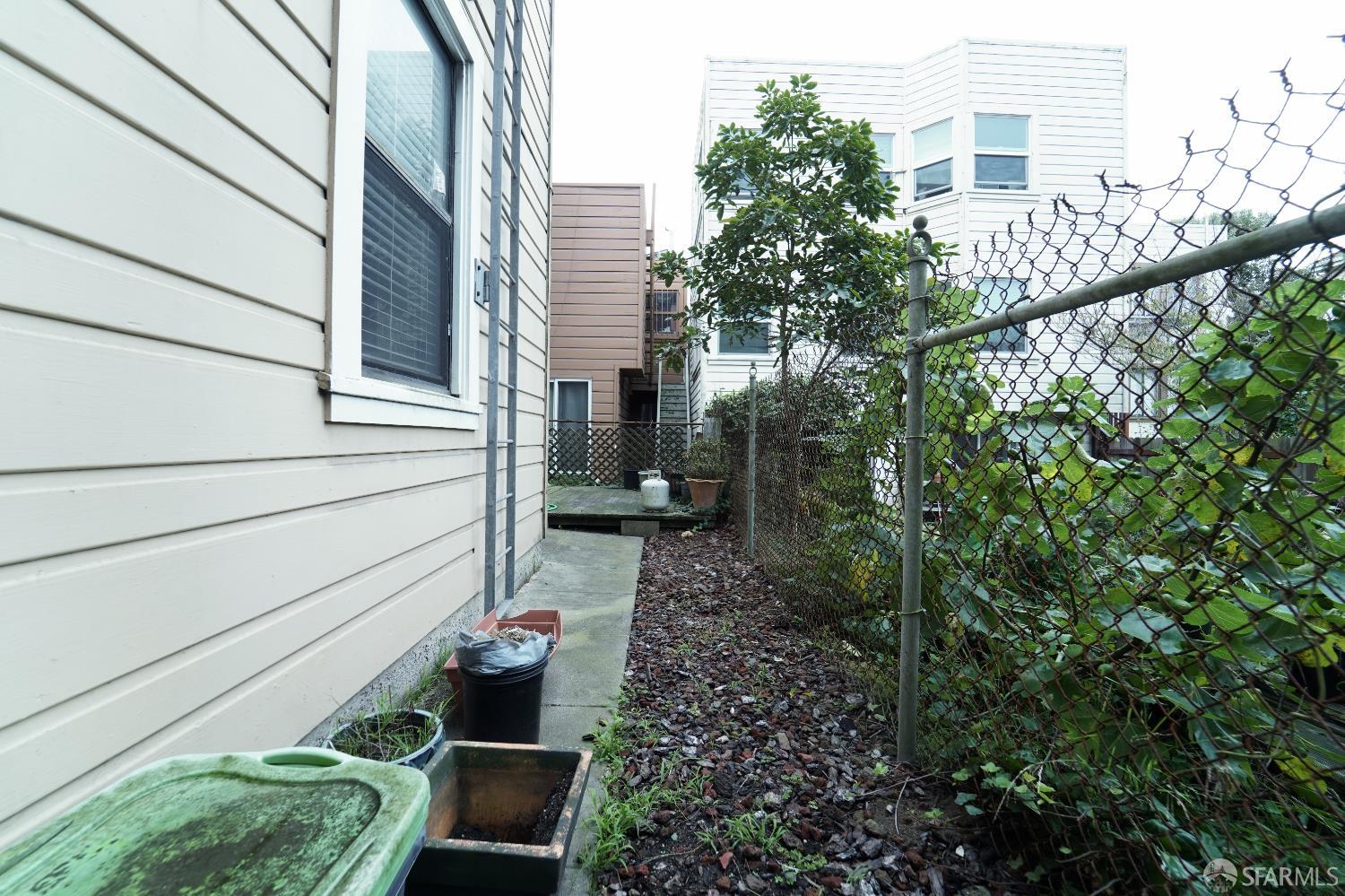 Detail Gallery Image 11 of 52 For 1346 Judah St, San Francisco,  CA 94122 - – Beds | – Baths