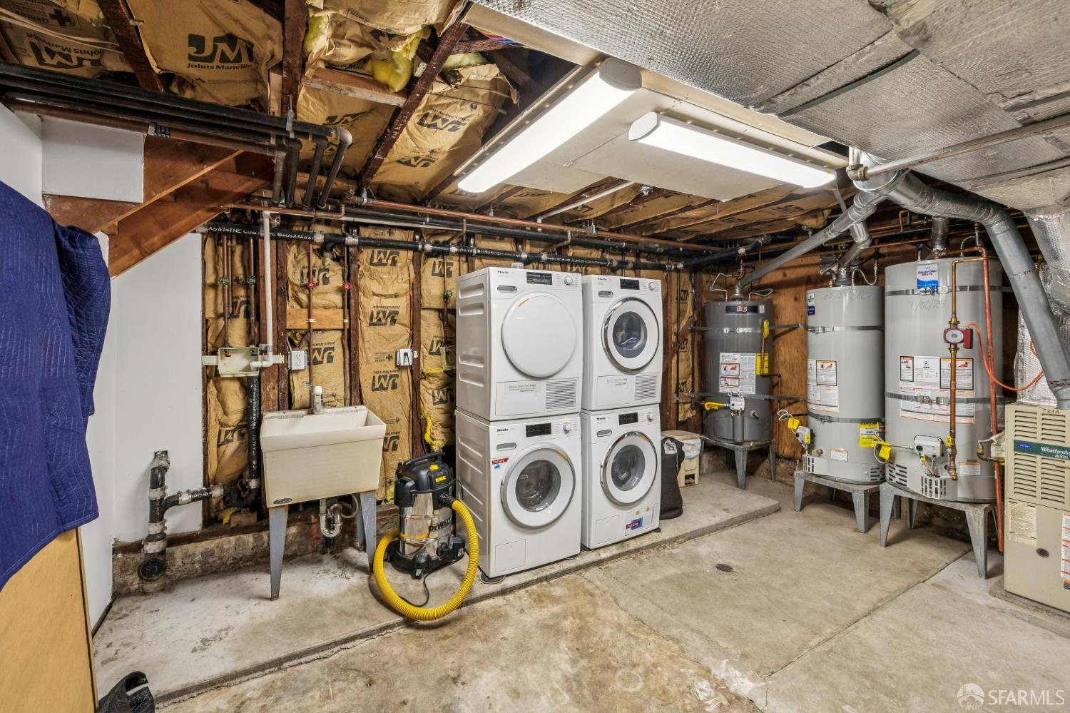 Detail Gallery Image 58 of 74 For 729 Douglass St a,  San Francisco,  CA 94114 - 3 Beds | 3 Baths