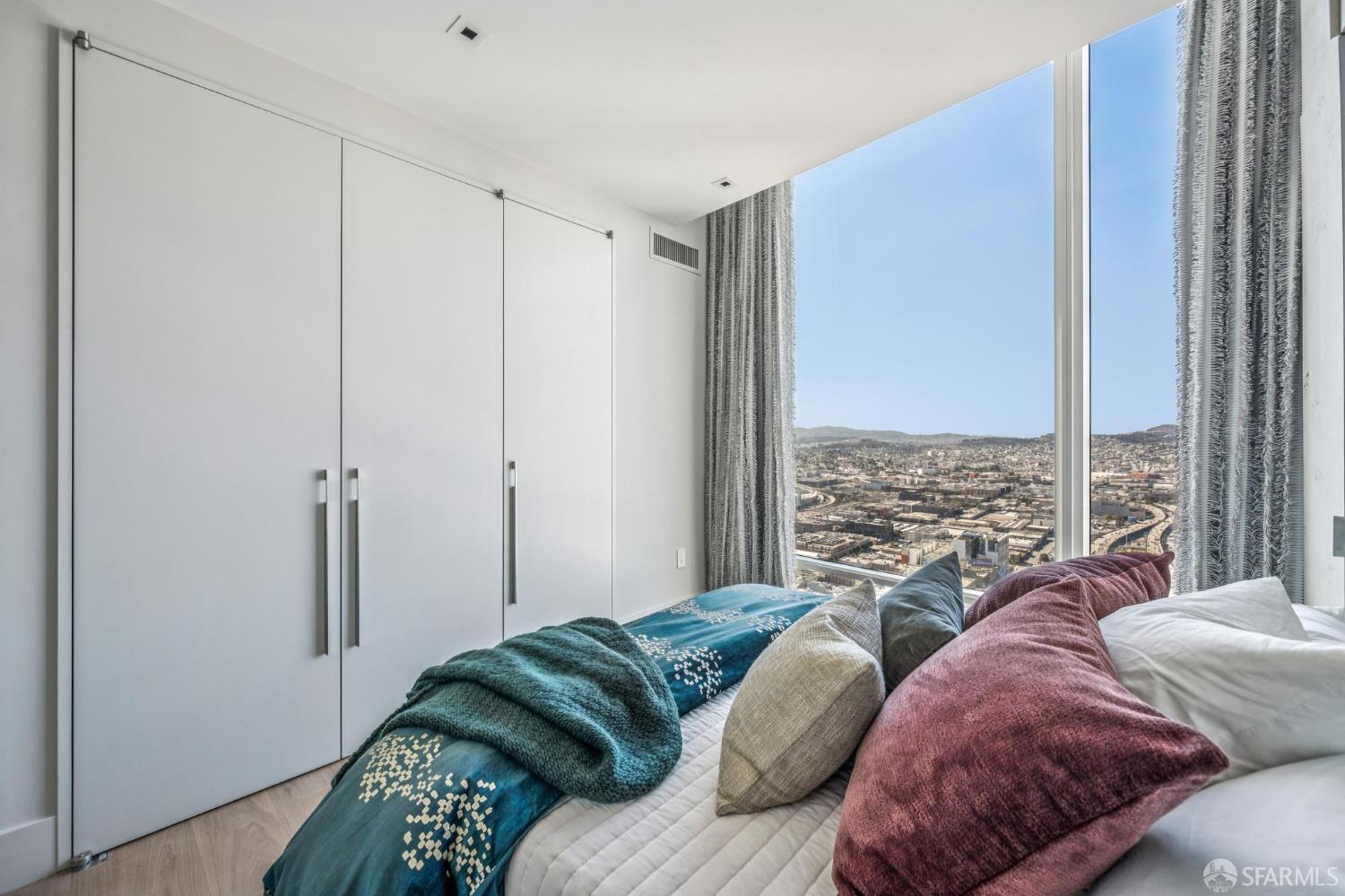 Detail Gallery Image 41 of 56 For 425 1st St #5404,  San Francisco,  CA 94105 - 2 Beds | 2 Baths