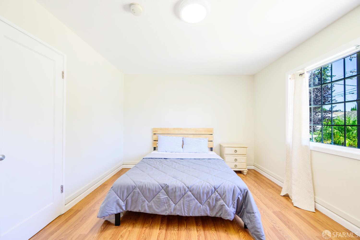 Detail Gallery Image 17 of 48 For 16829 Daryl Ave, San Lorenzo,  CA 94580 - 5 Beds | 2 Baths